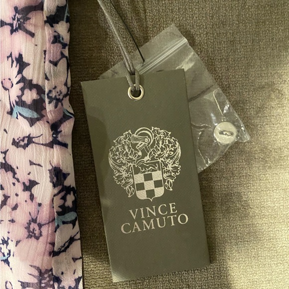 Vince Camuto Pink Floral Print Top - Picture 4 of 5